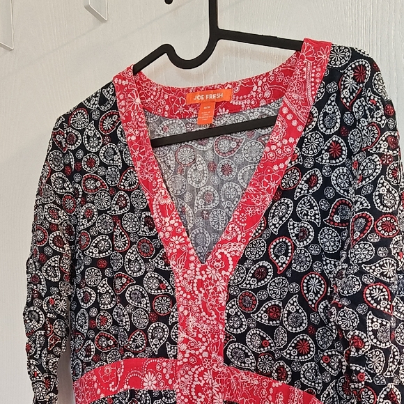 Joe Fresh Dresses & Skirts - Joe Fresh Black and Red Paisley Dress